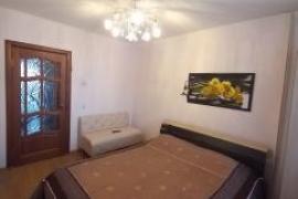 продам 3 комнатную квартиру